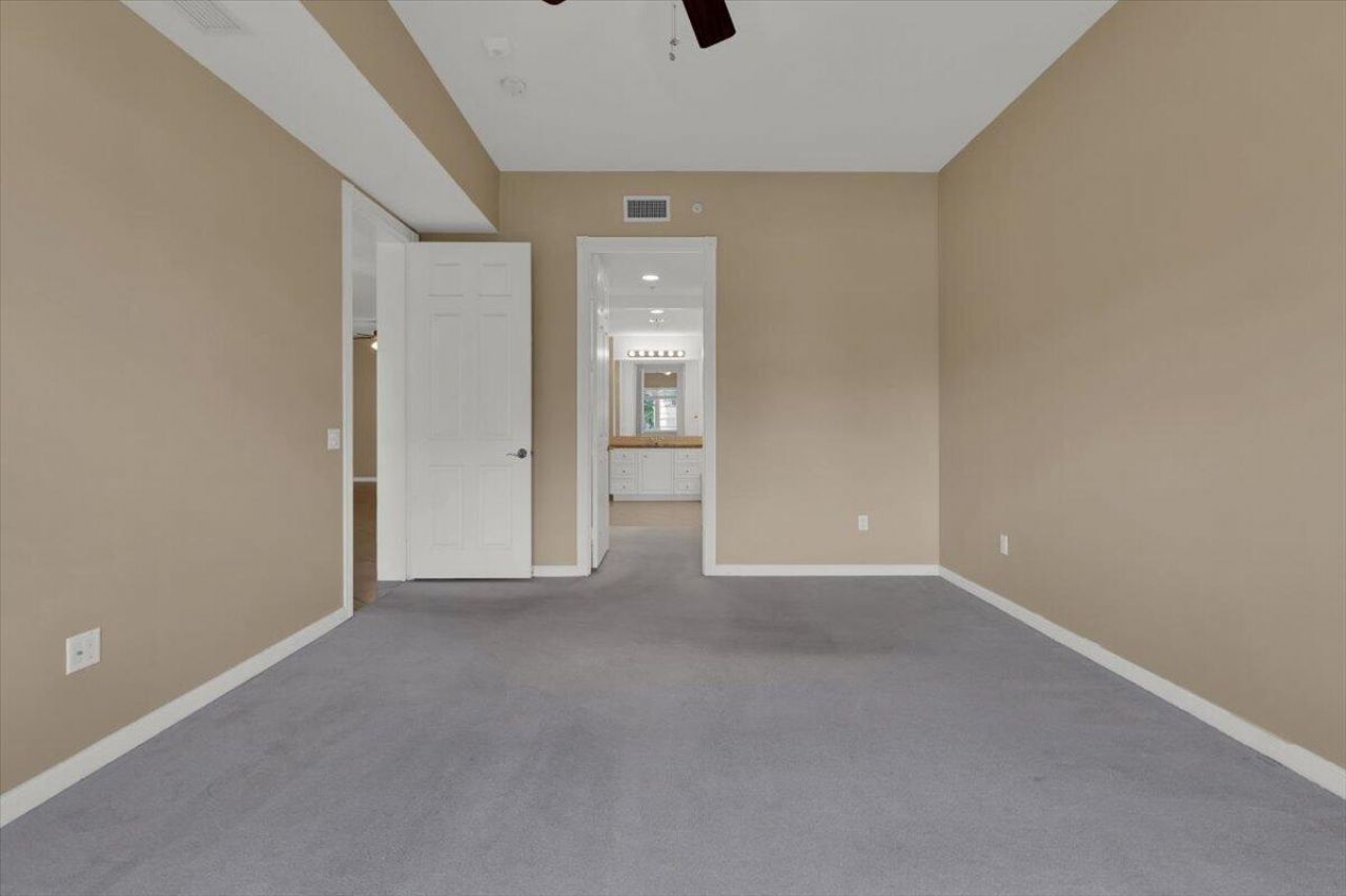 5 Harbour Isle E, Unit 103, Fort Pierce, FL 34949 Photo
