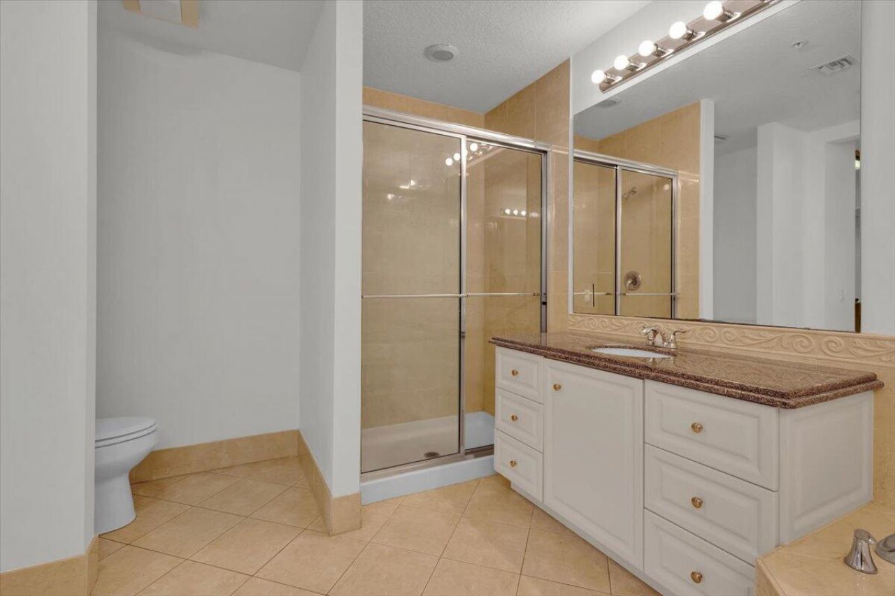 5 Harbour Isle E, Unit 103, Fort Pierce, FL 34949 Photo