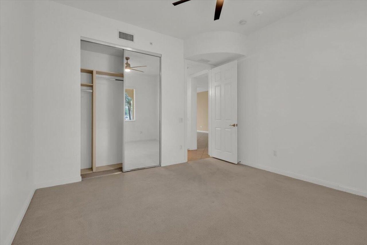 5 Harbour Isle E, Unit 103, Fort Pierce, FL 34949 Photo