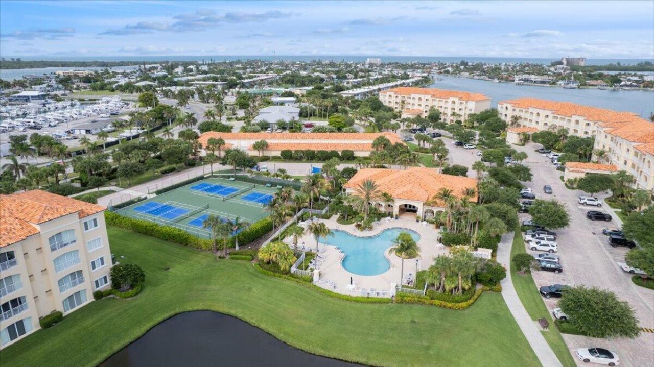 5 Harbour Isle E, Unit 103, Fort Pierce, FL 34949 Photo