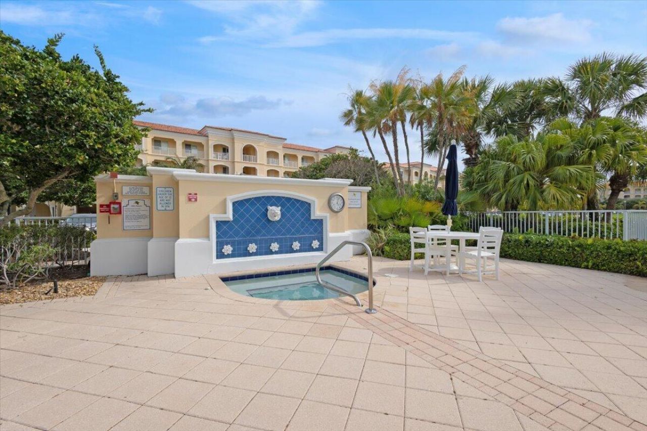 5 Harbour Isle E, Unit 103, Fort Pierce, FL 34949 Photo