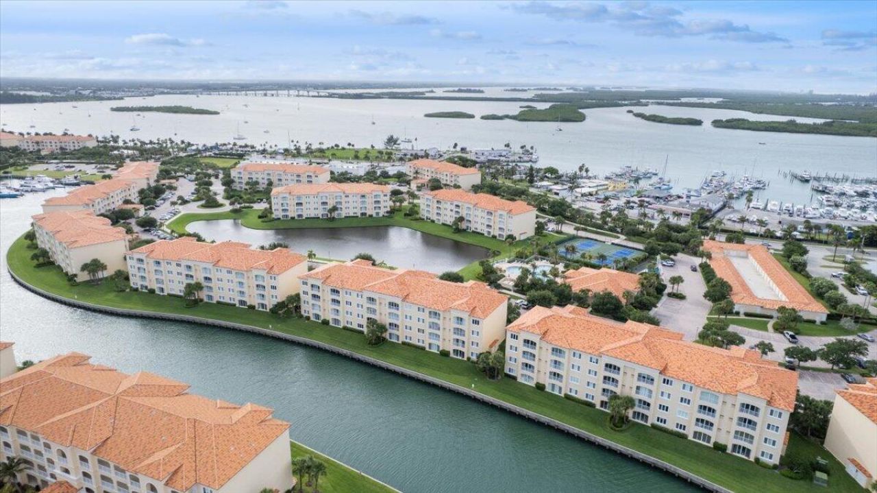 5 Harbour Isle E, Unit 103, Fort Pierce, FL 34949 Photo