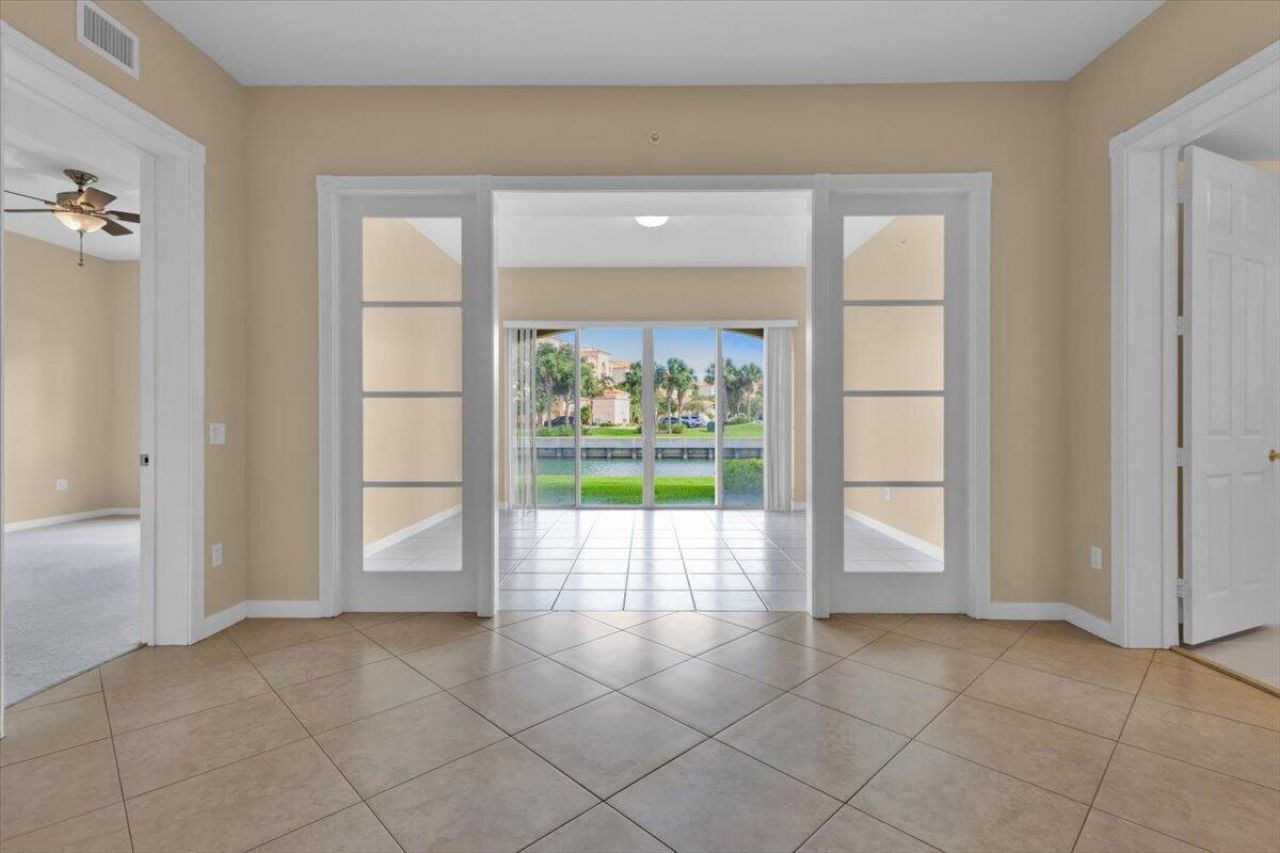 5 Harbour Isle E, Unit 103, Fort Pierce, FL 34949 Photo