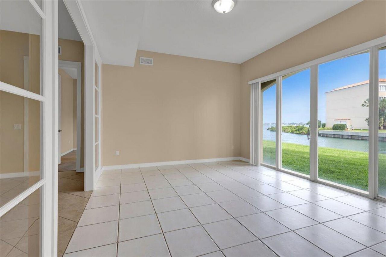 5 Harbour Isle E, Unit 103, Fort Pierce, FL 34949 Photo