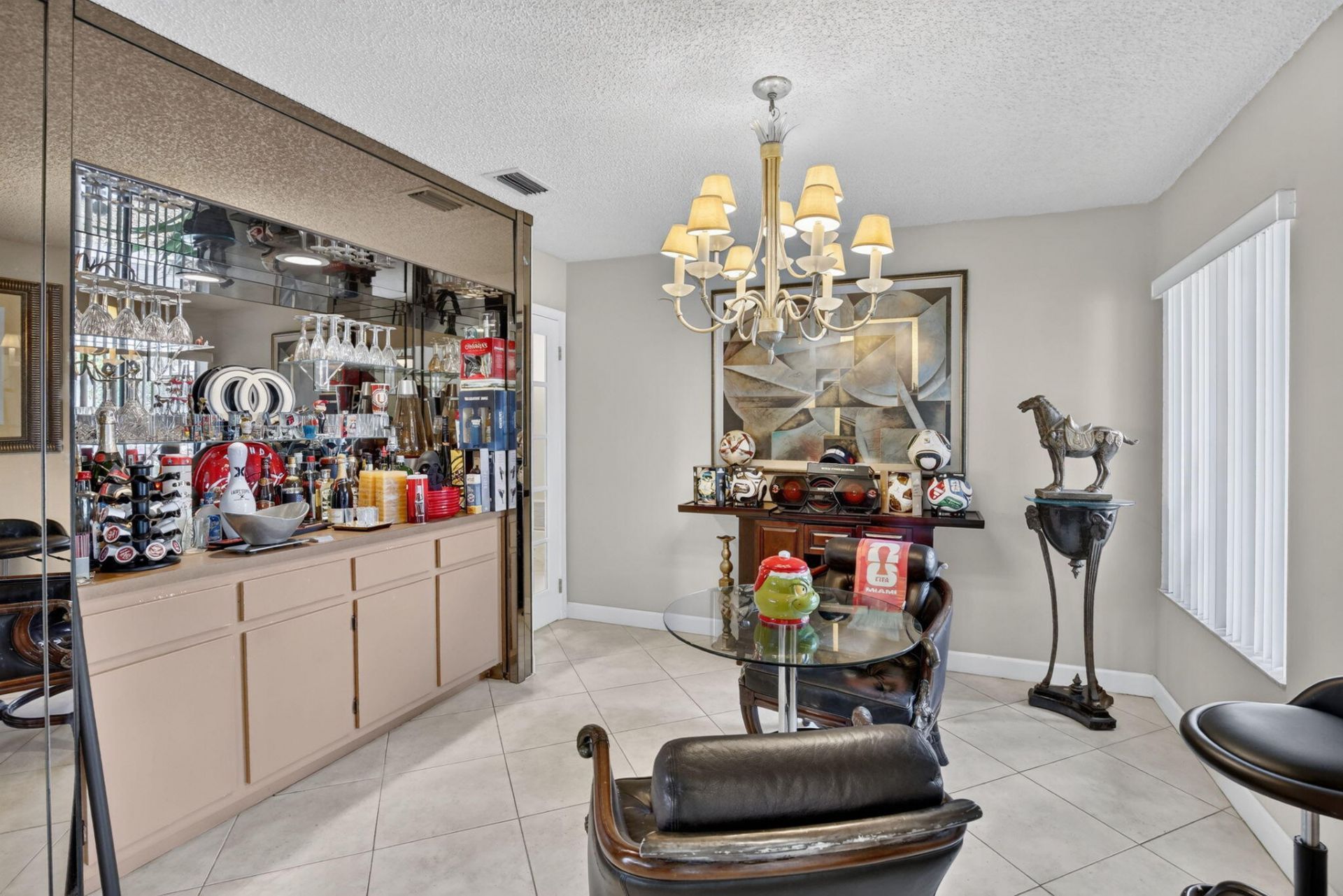 910 NE 205th Street, Miami, FL 33179 Photo