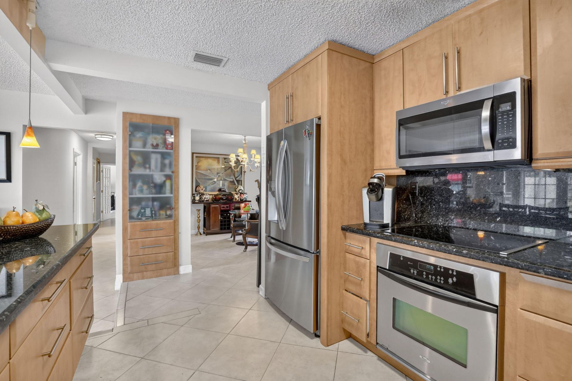 910 NE 205th Street, Miami, FL 33179 Photo