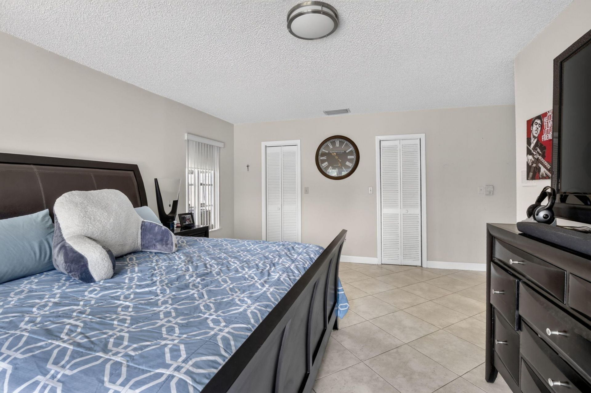910 NE 205th Street, Miami, FL 33179 Photo