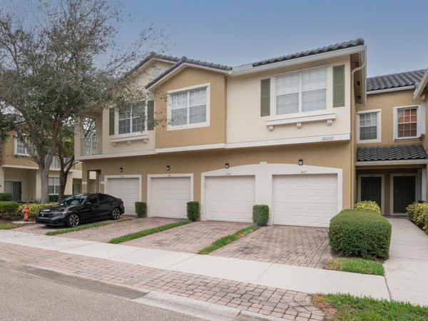 1600 SE SHEFFIELD Terrace, Unit 201, Stuart, FL 34994