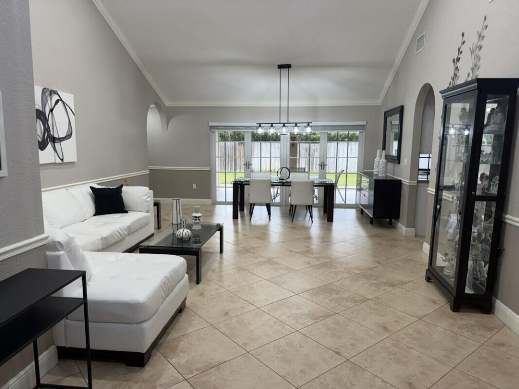 16820 NW 80th Court, Hialeah, FL 33016 Photo