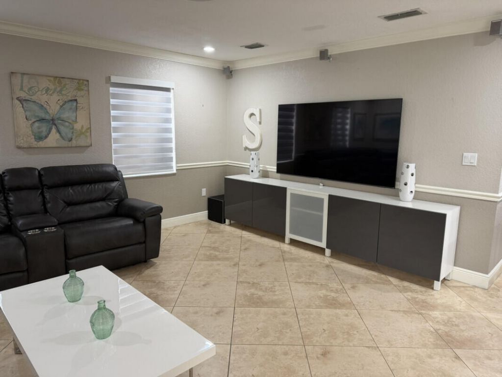 16820 NW 80th Court, Hialeah, FL 33016 Photo