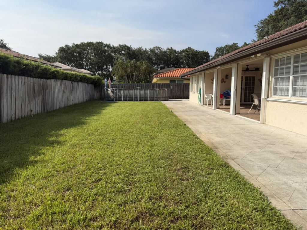 16820 NW 80th Court, Hialeah, FL 33016 Photo