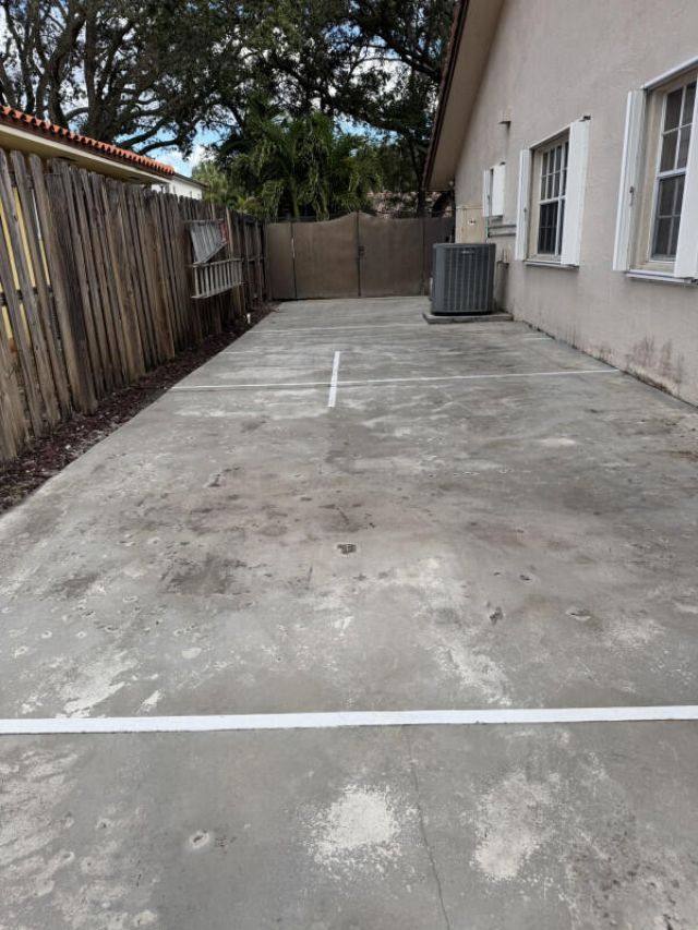 16820 NW 80th Court, Hialeah, FL 33016 Photo