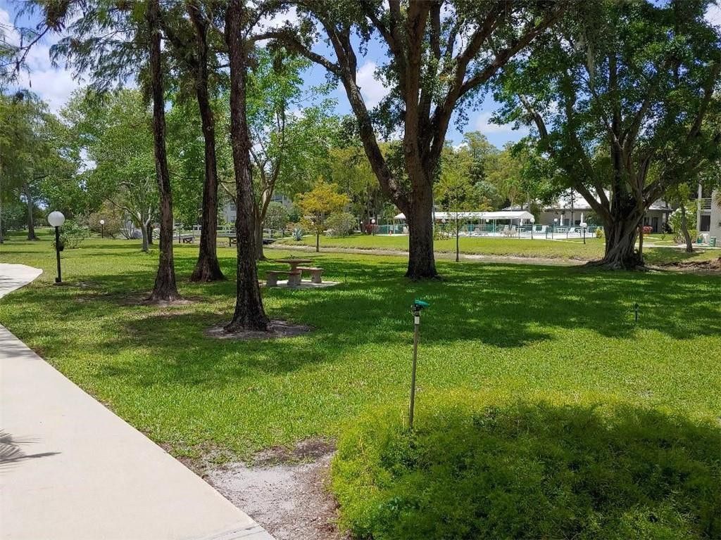 4851 NW 26th Court, Unit 338, Lauderdale Lakes, FL 33313 Photo