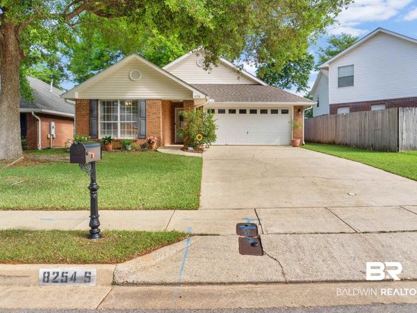 8254 S Magnolia Village Drive, Mobile, AL 36695