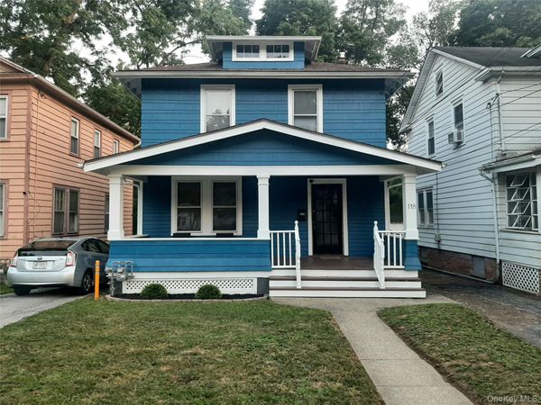 118 College Avenue , Poughkeepsie, NY 12603