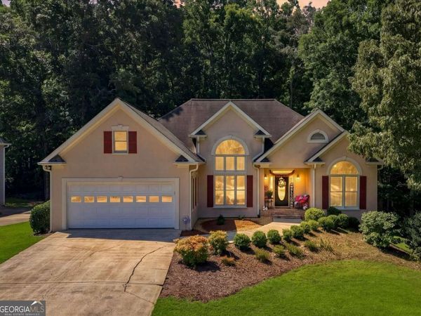 110 Copper Ridge Drive, Woodstock, GA 30188
