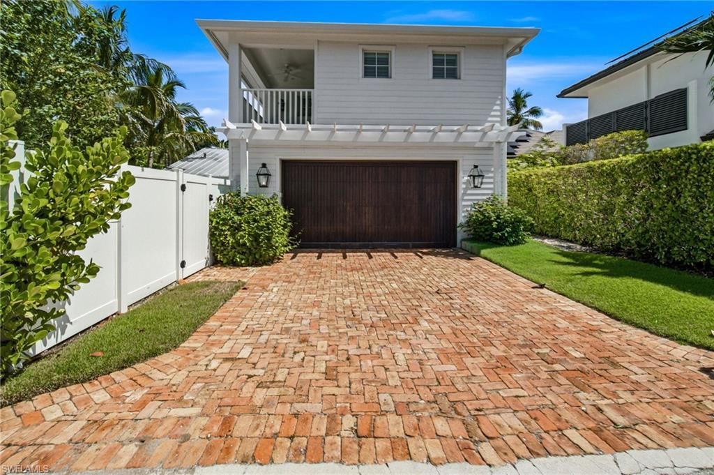 742 11th Ave S, Naples, FL 34102 Photo