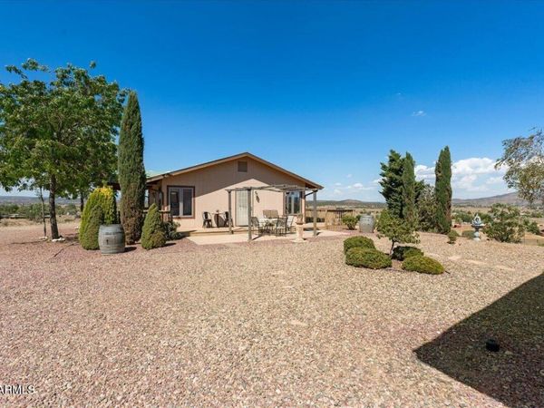 974 N GRANDVIEW, Paulden, AZ 86334