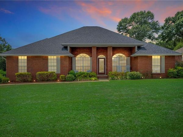 16046 Lakeway Drive, Loxley, AL 36551