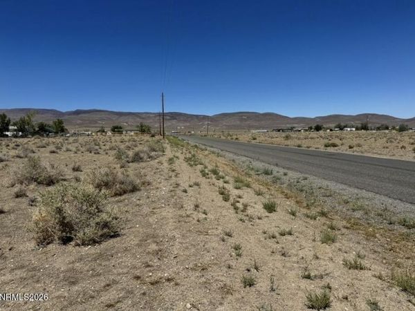 3815 Onyx Street, Silver Springs, NV 89429