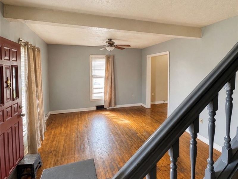 123 E 35th Street, South Lorain, OH 44055 Photo 2
