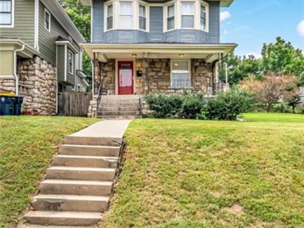 2606 CAMPBELL Street, Kansas City, MO 64108