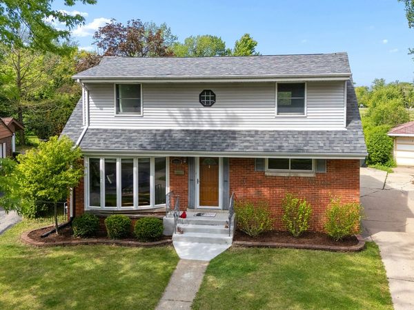 18646 Golfview Avenue , Homewood, IL 60430
