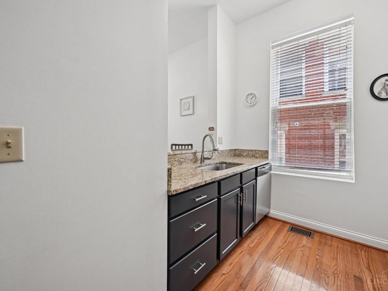 2108 Fulton Avenue, Unit C2, Cincinnati, OH 45206 Photo 9