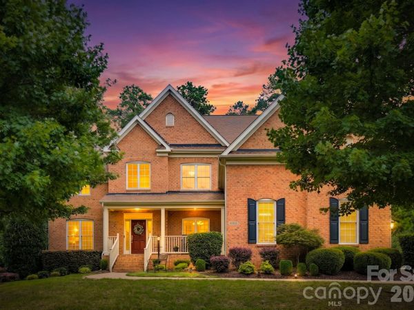 16506 Doves Canyon Lane, Charlotte, NC 28278