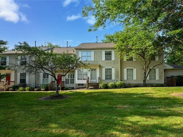 2796 Mull Avenue , Unit B, Akron, OH 44321