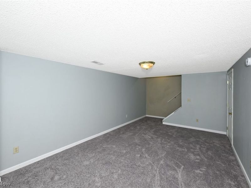 2796 Mull Avenue , Unit B, Akron, OH 44321 Photo 20