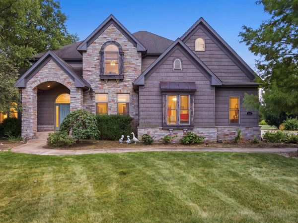 3349 Carbineer Drive, BELVIDERE, IL 61008