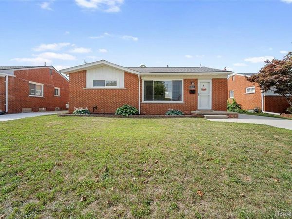 13231 Spruce Street , Southgate, Mi 48195