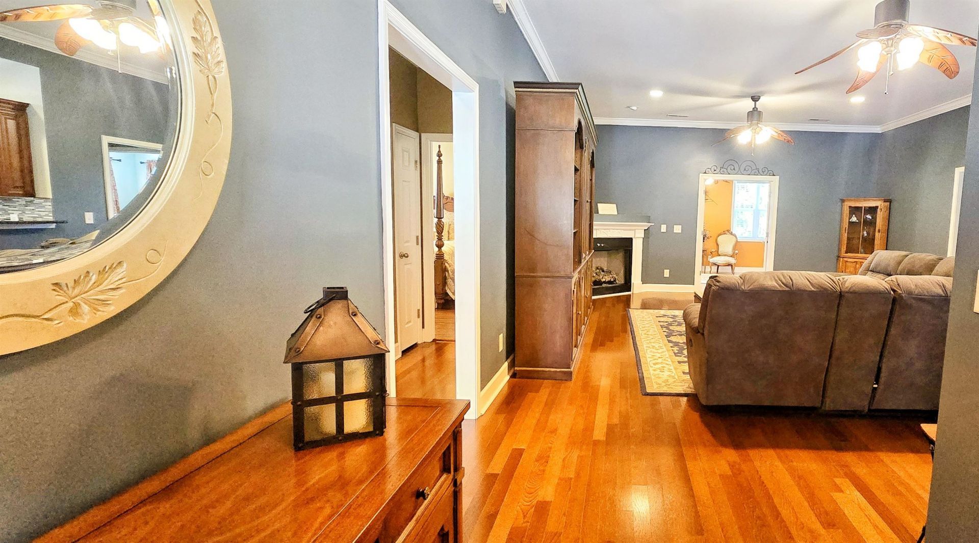 9729 Armelise Dr. Photo 14