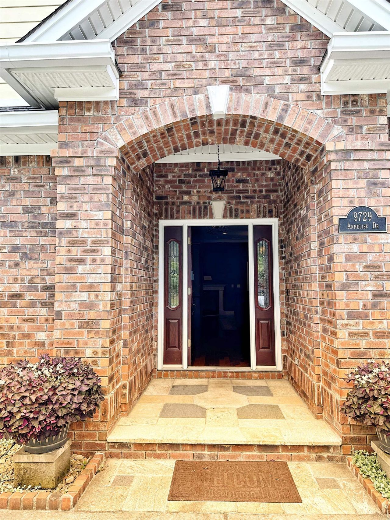 9729 Armelise Dr. Photo 15