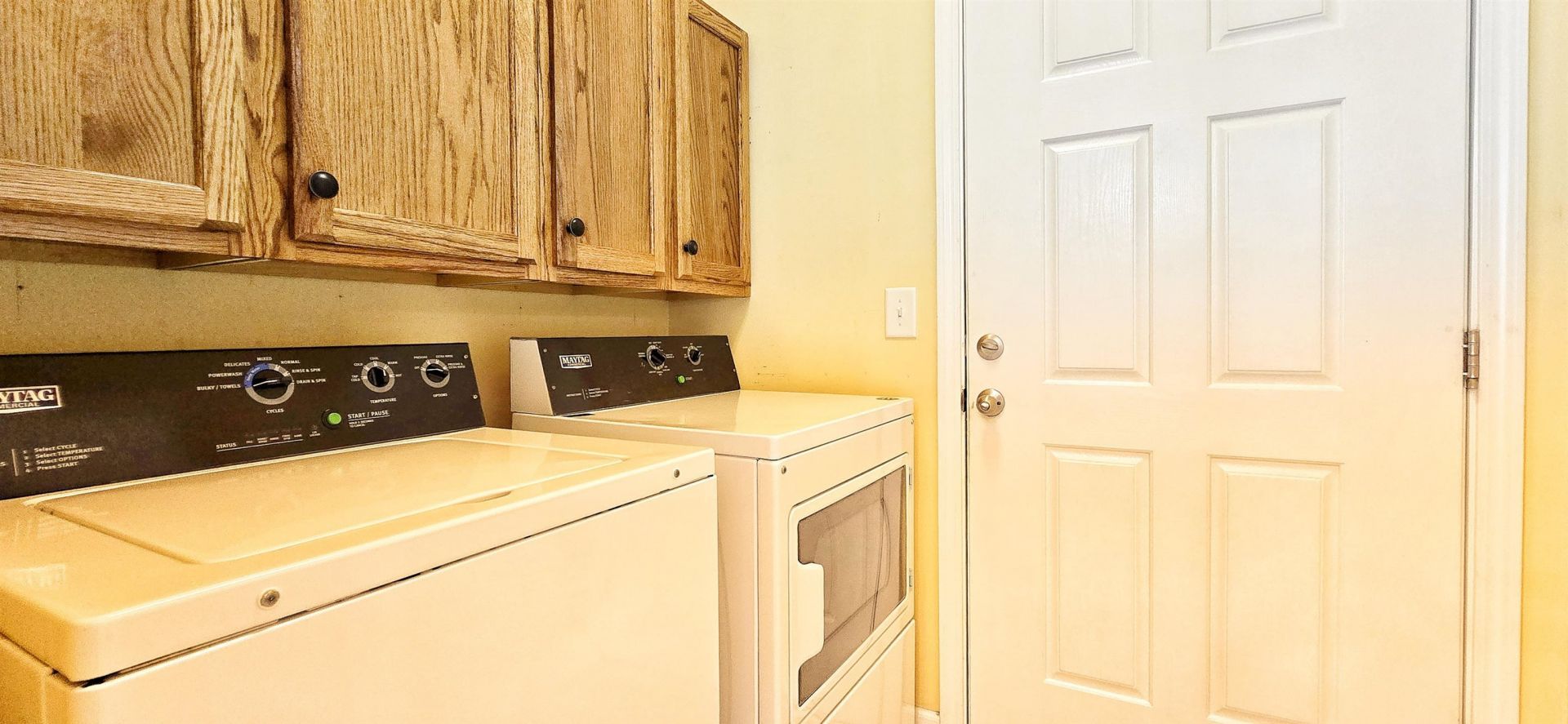 9729 Armelise Dr. Photo 27