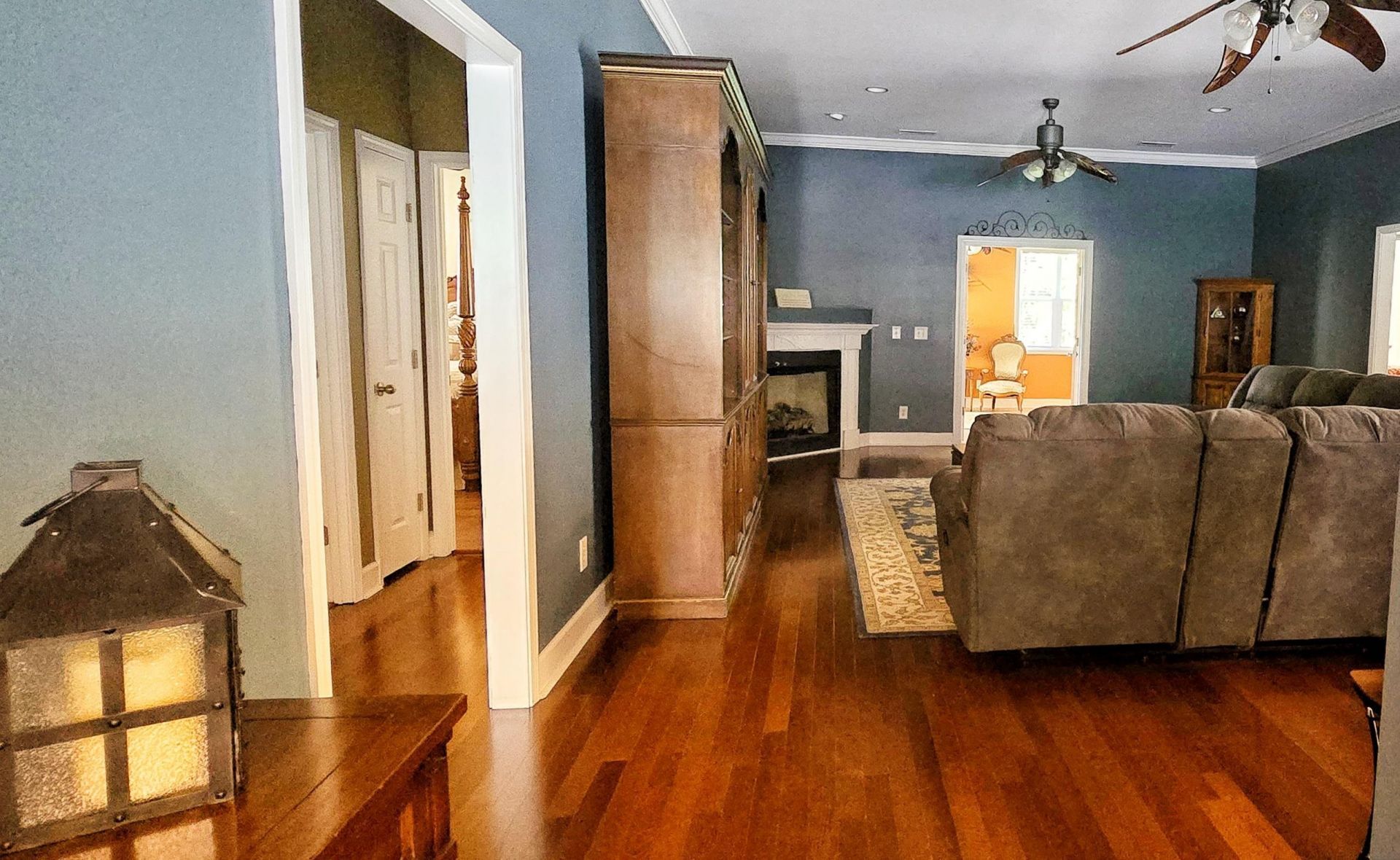 9729 Armelise Dr. Photo 32