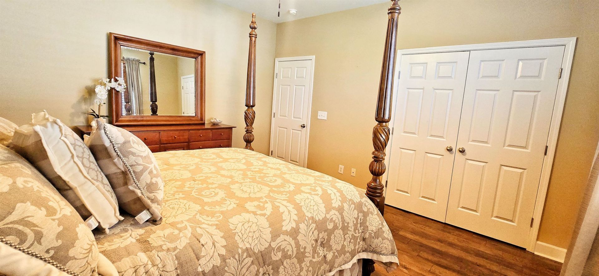 9729 Armelise Dr. Photo 40