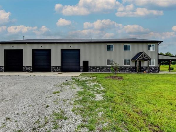 34705 E Mabry Road, Buckner, MO 64016