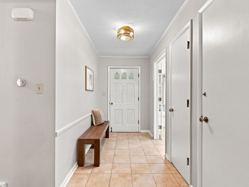 3795 Surrey Hill Place, Upper Arlington, OH 43220 Photo 11