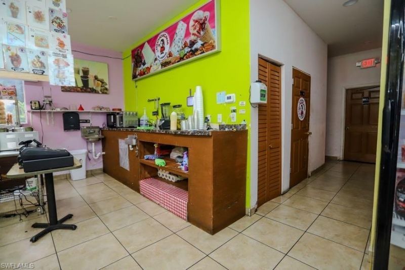 155 W Cowboy Way , Labelle, FL 33935 Photo