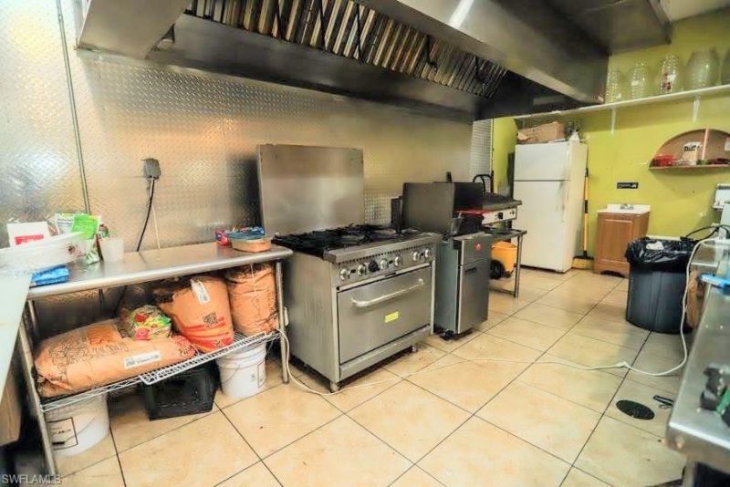 155 W Cowboy Way , Labelle, FL 33935 Photo