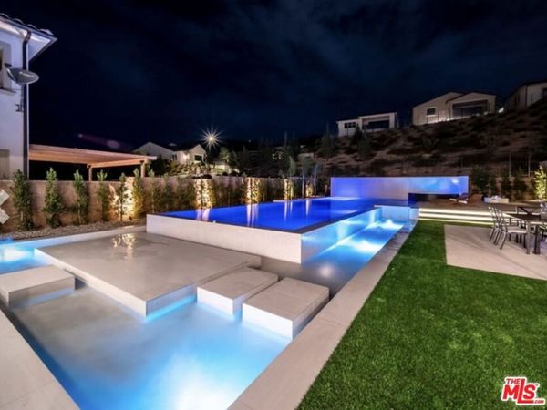 20779 W Liana Court , Porter Ranch, CA 91326