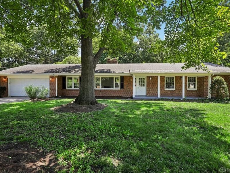 5560 Hugh Drive, Washington Township, OH 45459 Photo 2