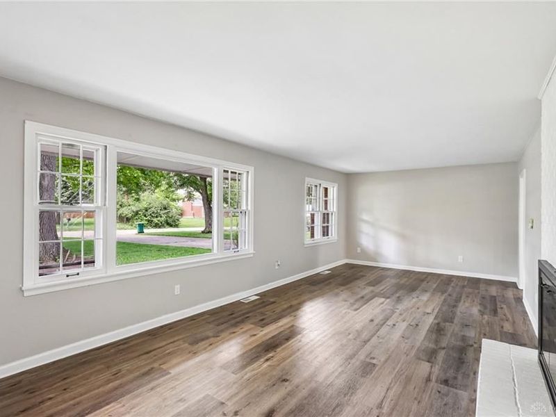 5560 Hugh Drive, Washington Township, OH 45459 Photo 7