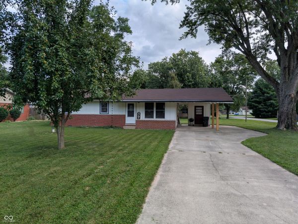2791 Woodlawn Drive, Anderson, IN 46013