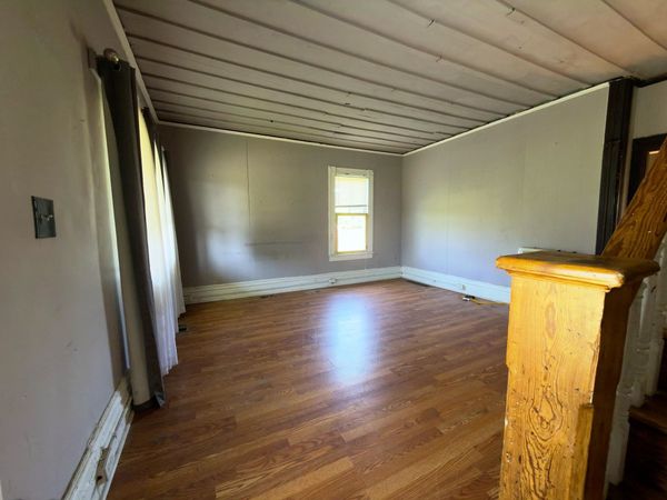 1007 Pine St, Kenova, WV 25530