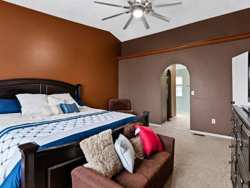 5048 Blue Meadow Court, Columbus, OH 43231 Photo 20
