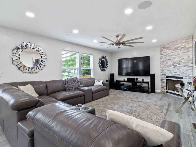 5048 Blue Meadow Court, Columbus, OH 43231 Photo 8