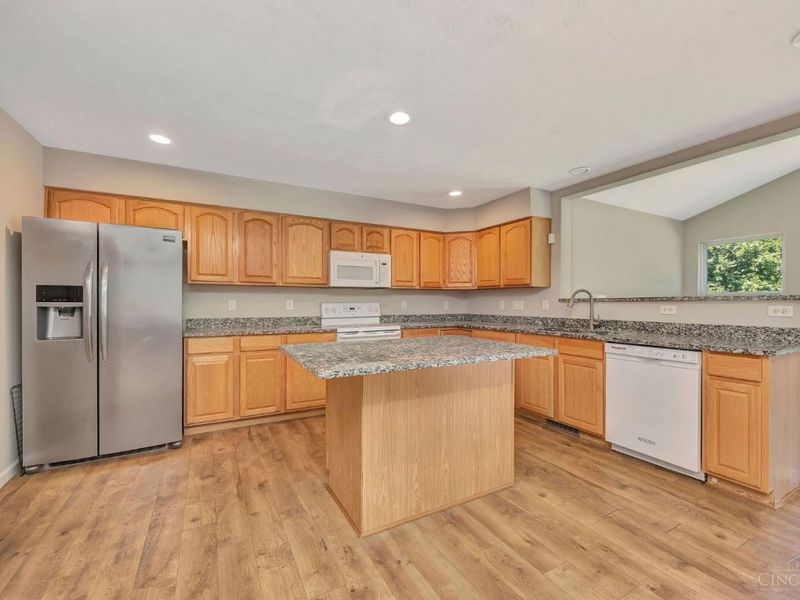 605 Honor Lane, Oxford, OH 45056 Photo 3